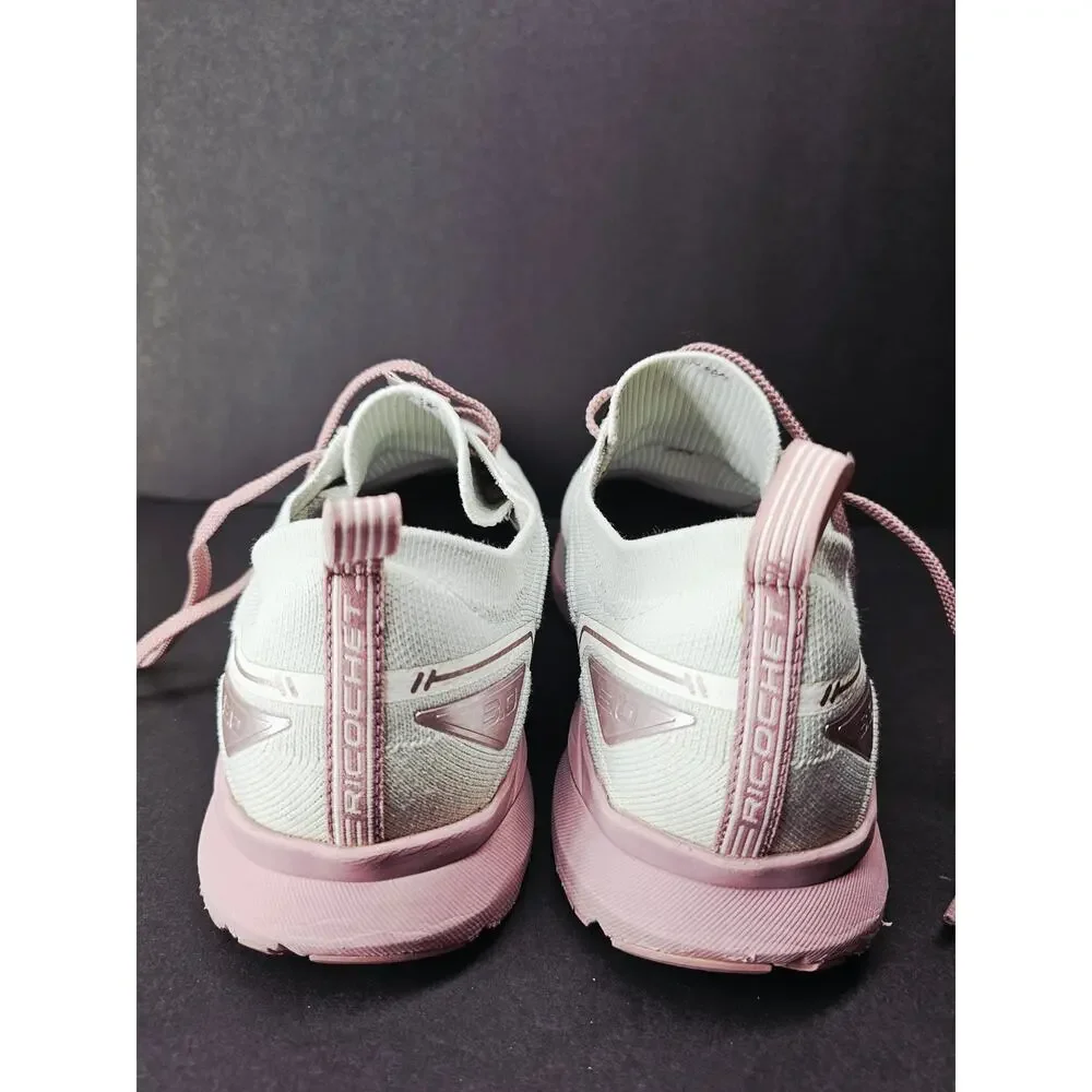 Brooks Women 11 Comfy footwear